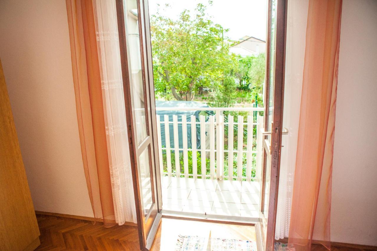 Apartments Alma Novalja Εξωτερικό φωτογραφία